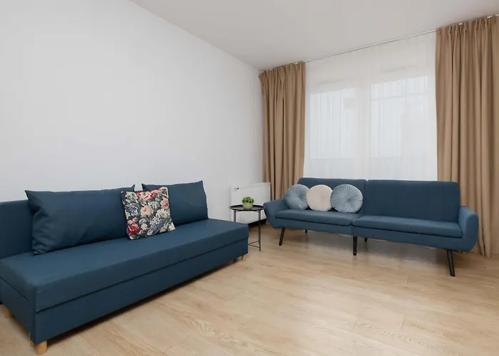 Spacious Zamoyskiego Near Pge With Parking By Renters * Warszawa