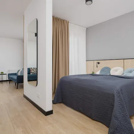 Spacious Zamoyskiego Near Pge With Parking By Renters Apartment Warsaw