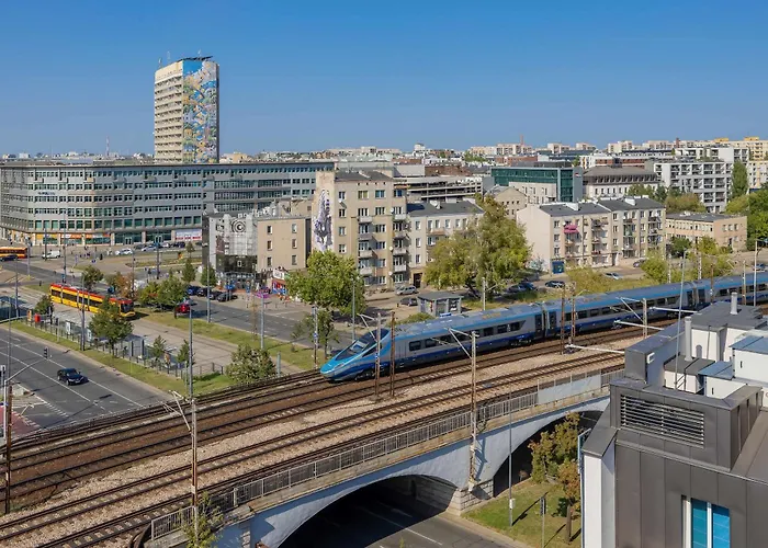 Apartment Spacious Zamoyskiego Near Pge With Parking By Renters *